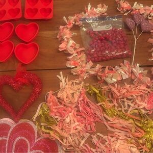 Target Heart Party Decoration Set - Red, Pink, Gold